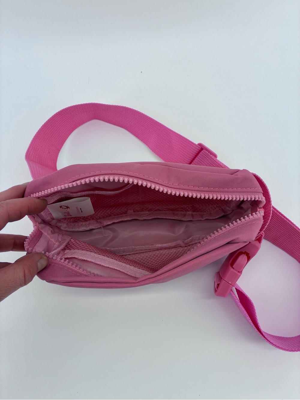 Barbie Ottawa Charge Bag - Picture 4 of 5